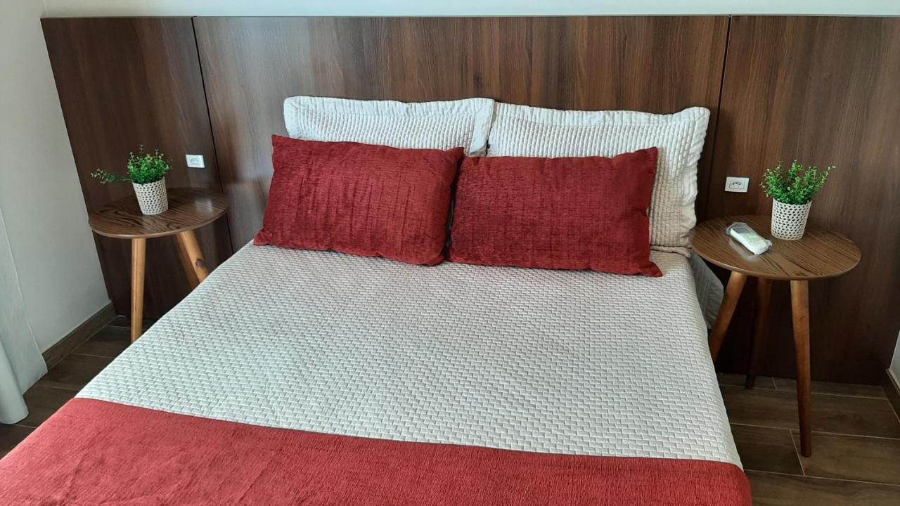 Excelente Sobrado Confortavel No Centro De Tijucas Proximo As Praias 외부 사진